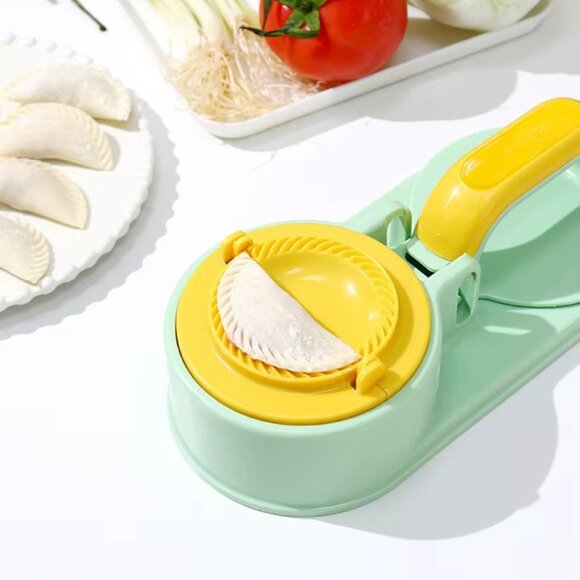 Multifunctional DIY Dumpling Skin Dough Presser(1 Pack(Any Color)) - Picture 10 of 11